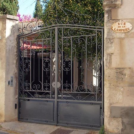 Ferienwohnung Le 26 Nîmes Exterior foto
